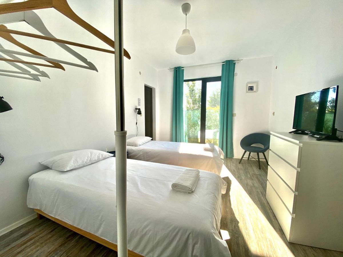 Sea You Guest House Ezerets Bagian luar foto